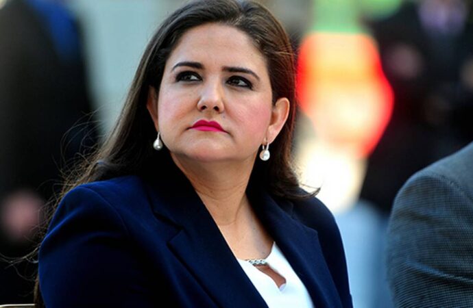 Célida López niega ruptura, pero admite interés en la gubernatura: “lo voy a platicar con el gobernador”.