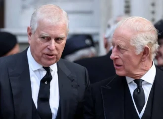 El expríncipe Andrés vendió su antigua mansión a oligarca ligado a un caso de corrupción: BBC