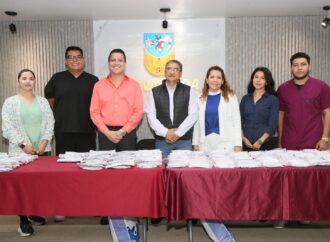 Reciben navojoenses lentes de jornada oftalmológica Ayuntamiento–Club Rotario Pitic Hermosillo