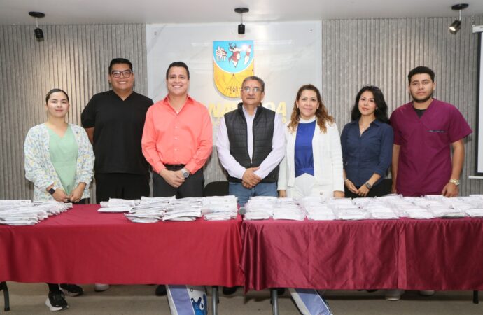 Reciben navojoenses lentes de jornada oftalmológica Ayuntamiento–Club Rotario Pitic Hermosillo