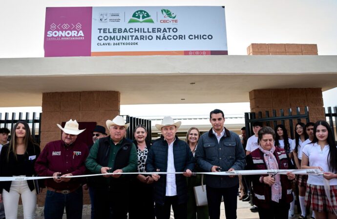 Entrega Gobernador Durazo telebachillerato en Nácori Chico y garantiza becas a estudiantes