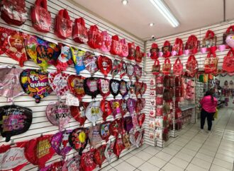 Ven comerciantes con optimismo ventas del 14 de febrero