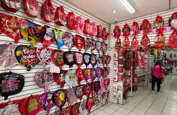 Ven comerciantes con optimismo ventas del 14 de febrero