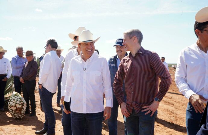 Gobernador Durazo posiciona al bacanora como bebida premium internacional con primeras certificaciones