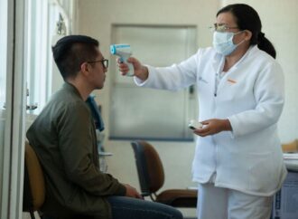 Alertan médicos por complicaciones respiratorias causadas por automedicación