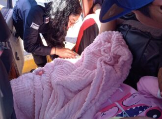 Policía municipal de Cajeme auxilia exitosamente a mujer en labor en Providencia