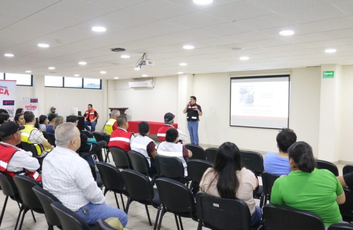 Capacitan a personal de ITESCA