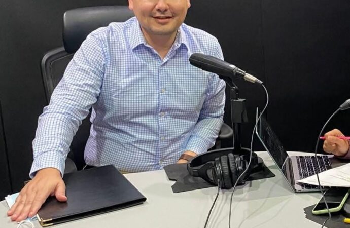 Dan de alta a Adolfo Salazar Razo por su recuperación positiva