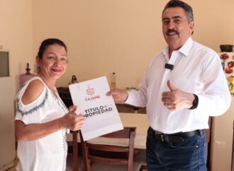 Familias de Cajeme cumplen el sueño de tener las escrituras de sus viviendas gracias a las gestiones de Javier Lamarque