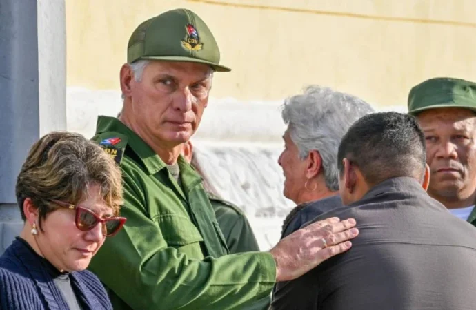 Cuba abre la puerta a un diálogo con Estados Unidos en medio de tensiones