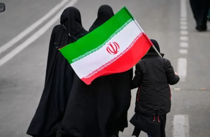 Irán advierte que podría atacar sitios turísticos y recreativos en distintas partes del mundo