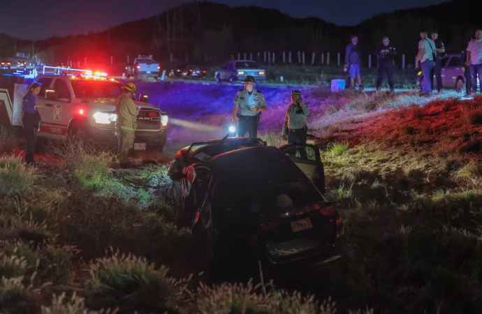Volcamiento en la carretera Guaymas-Hermosillo deja cinco heridos, entre ellos una menor