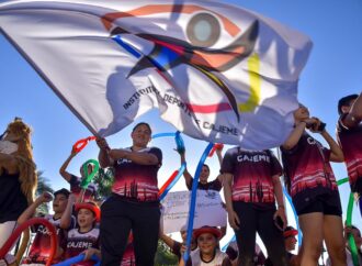 Recibe Javier Lamarque a Caravana de Campeones: orgullo cajemense