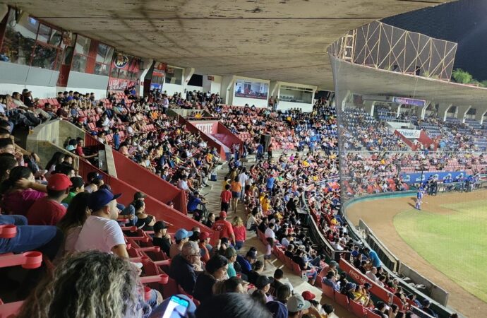 Gobierno de Sonora apoyará rescate de los Mayos de Navojoa y su regreso al “Ciclón” Echeverría