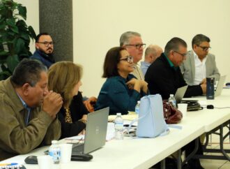 Mantienen mesas de trabajo la rectoría de la UNISON y el STAUS