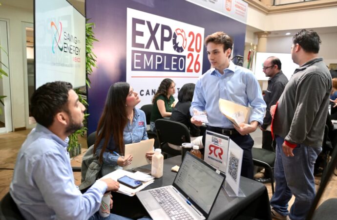 Más de mil personas buscan oportunidades en la feria “Hermosillo crece con empleo”