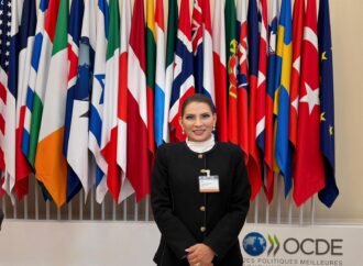 Lorenia Valles destaca papel de México en el diálogo global desde la OCDE en París