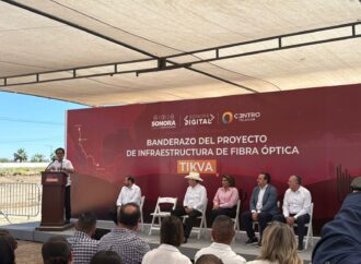 Arranca Alfonso Durazo obras de infraestructura de fibra óptica en Hermosillo