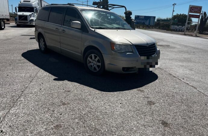 Aseguran presunta metanfetamina oculta en vehículo durante operativo en el sur de Sonora