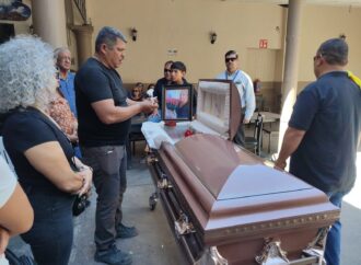 Dan el adiós a Lupita Rosales en la pista de baile del Club Obregón