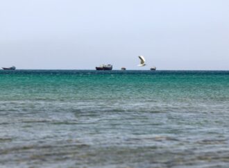 Irán amenaza con cerrar el estrecho de Ormuz si EE. UU. ataca sus centrales eléctricas