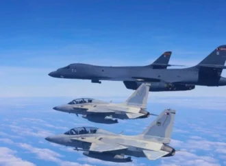 Portugal autoriza a Estados Unidos usar su base aérea en las Azores, pero solo para misiones defensivas