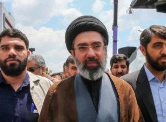 Nuevo líder de Irán amenaza con vengar a los “mártires” y pide cerrar bases de EE. UU. en Medio Oriente