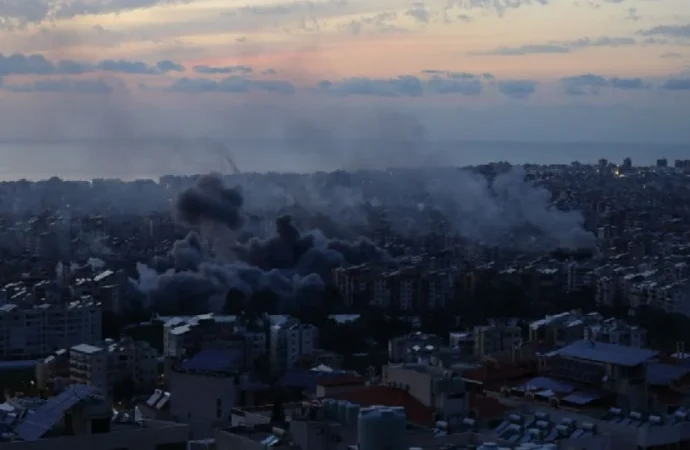 Conflicto con Irán escala tras un mes y se extiende a múltiples países, elevando tensión global