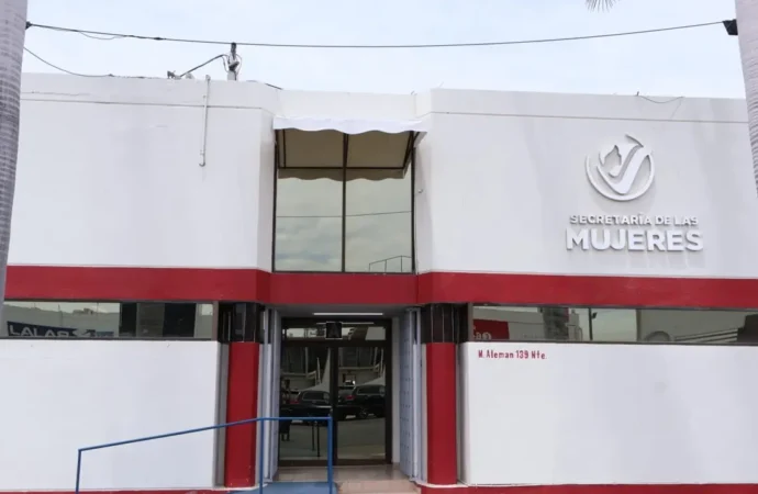 Secretaría de las Mujeres lleva orientación y prevención a colonias, escuelas y empresas en Cajeme