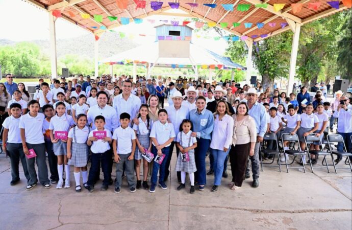 “Nadie se queda atrás en la transformación de Sonora”: Durazo lleva becas y conectividad a Soyopa y Mazatán