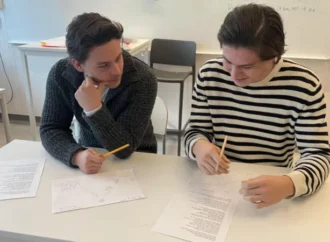 Suecia replantea el uso de tecnología en las aulas y regresa a métodos tradicionales