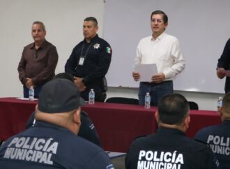Ascienden a 120 policías municipales en Navojoa; destacan profesionalismo y compromiso