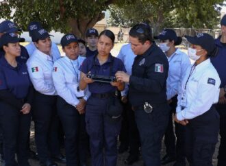Cadetes reciben capacitación en manejo de drones en Cajeme