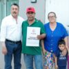 Lamarque entrega títulos de propiedad en Cajeme tras más de 20 años de espera