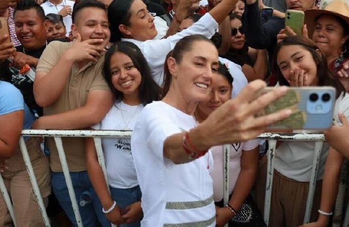 Sheinbaum concluye gira por tres estados con entrega de vivienda y proyectos de desarrollo