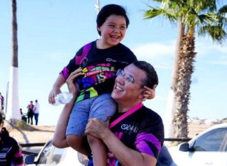 Ramón Flores participa en carrera por el autismo en San Carlos