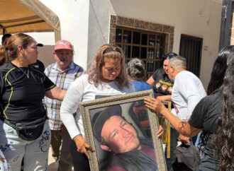 Entre dolor y promesa cumplida, Ceci Flores despide a su hijo tras casi 7 años de búsqueda