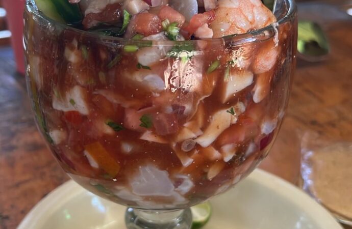 Restaurantes ajustan precios ante alza en insumos y costos operativos