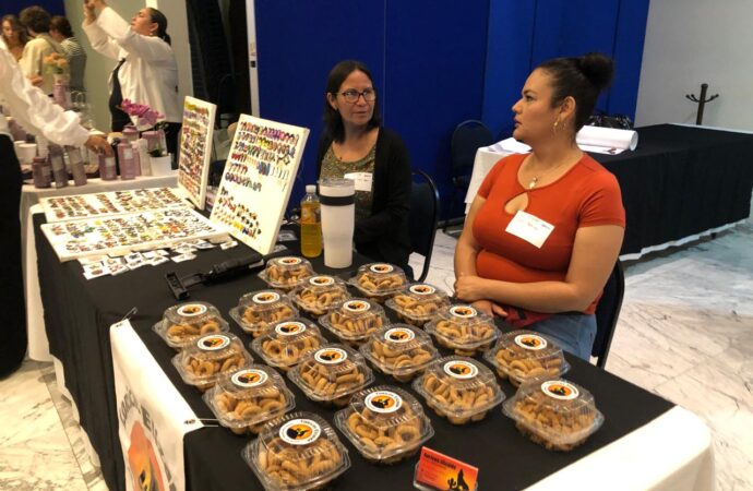 Exhortan a mujeres a perder el miedo a la formalidad y aprovechar apoyos para emprender