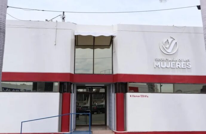 Lleva Secretaría de las Mujeres de Cajeme servicios gratuitos a la colonia Valle Verde