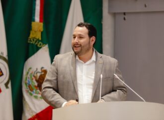 Proponen Manuel Scott autonomía en el nombramiento de contralores municipales