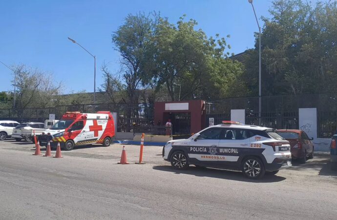 Auxilian a estudiante en Hermosillo tras sufrir descarga eléctrica