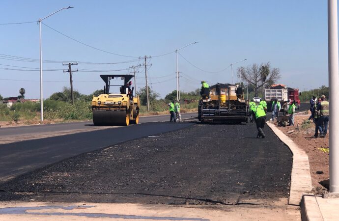 Refuerzan conservación de vialidades rurales ante desgaste por actividad agrícola en el Valle del Yaqui