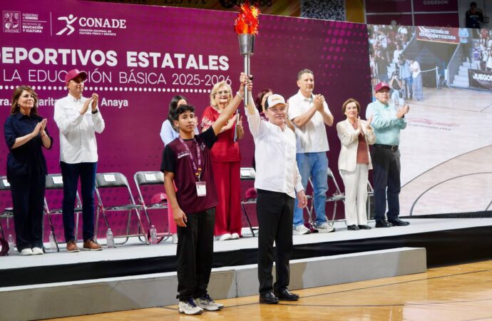 Durazo arranca Juegos Estatales y promete becas a medallistas sonorenses