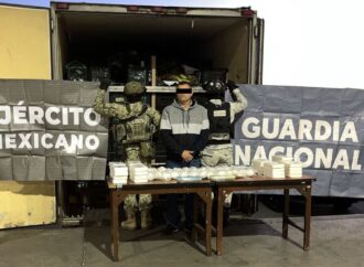 En Sonora, interceptan cargamento de droga oculto en cajas de verduras