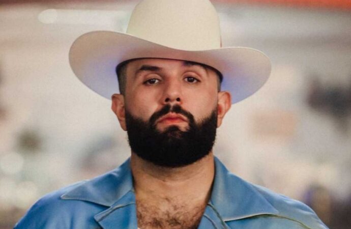 Carín León llevará el regional mexicano a Japón al integrarse a importante festival internacional