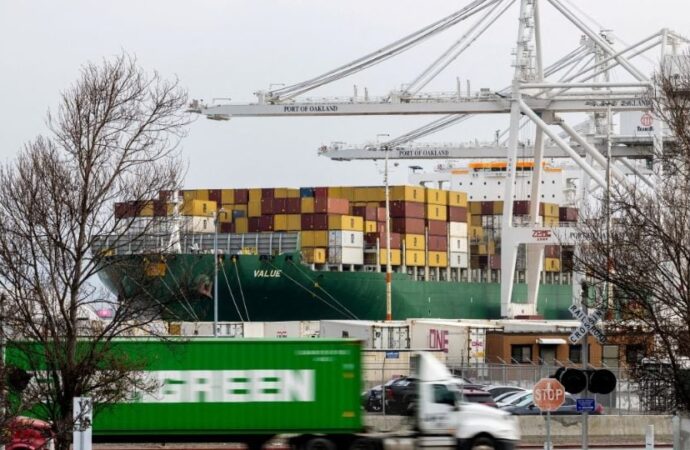 Aranceles de Trump afectan incluso a sus simpatizantes: fábricas pierden empleos y reportan pérdidas