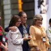 Sheinbaum anuncia aumento salarial del 9% para maestras y maestros de México