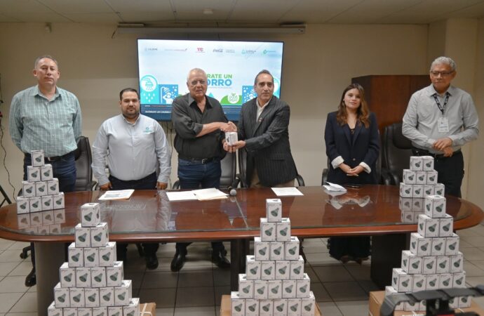 Recibe OOMAPAS de Cajeme donativo de regaderas ecológicas para programa “Ahórrate un chorro”