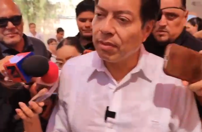 Mario Delgado insiste en adelantar fin del ciclo escolar al 5 de junio; Sheinbaum dice que aún se analiza